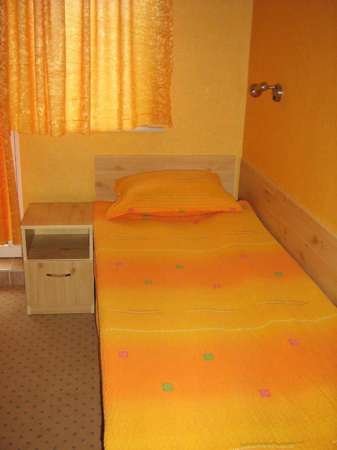 Hotel Maritsa Lyubimets ภายนอก รูปภาพ